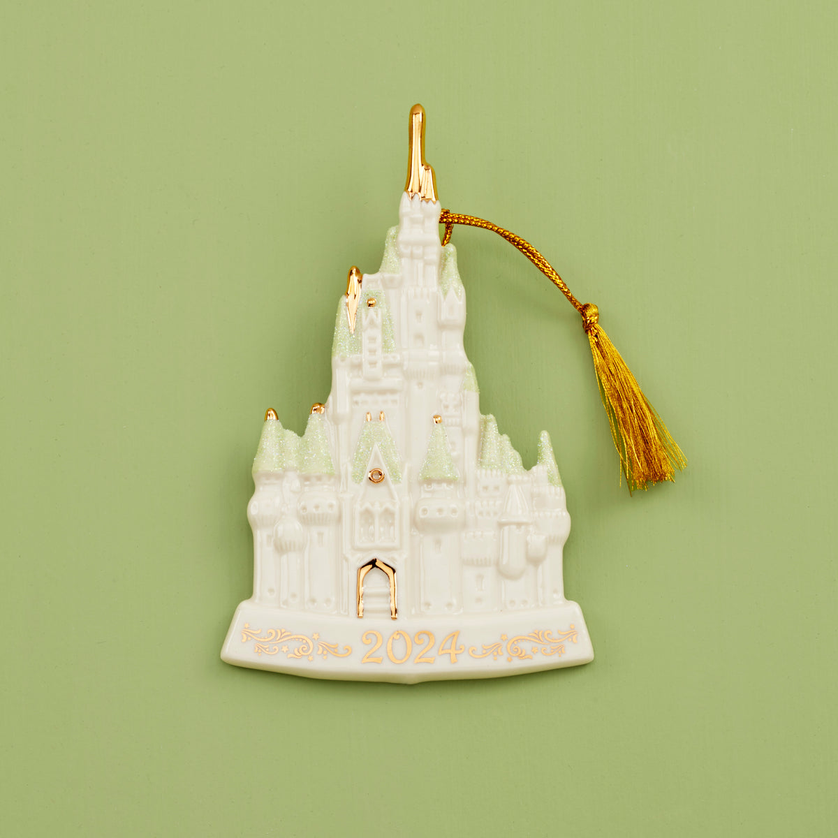 Reserved Mfblake 4 holiday ornaments hotsell Cinderella Castle and Icon Park