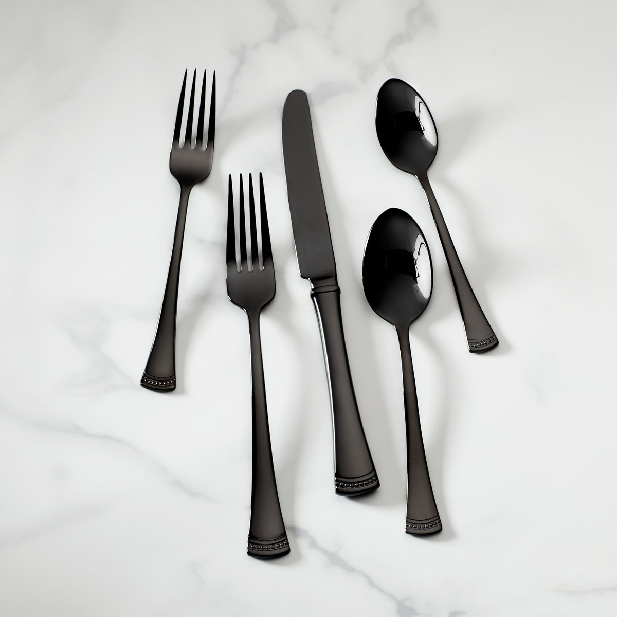 Portola Black 20-Piece Flatware Set – Lenox Corporation