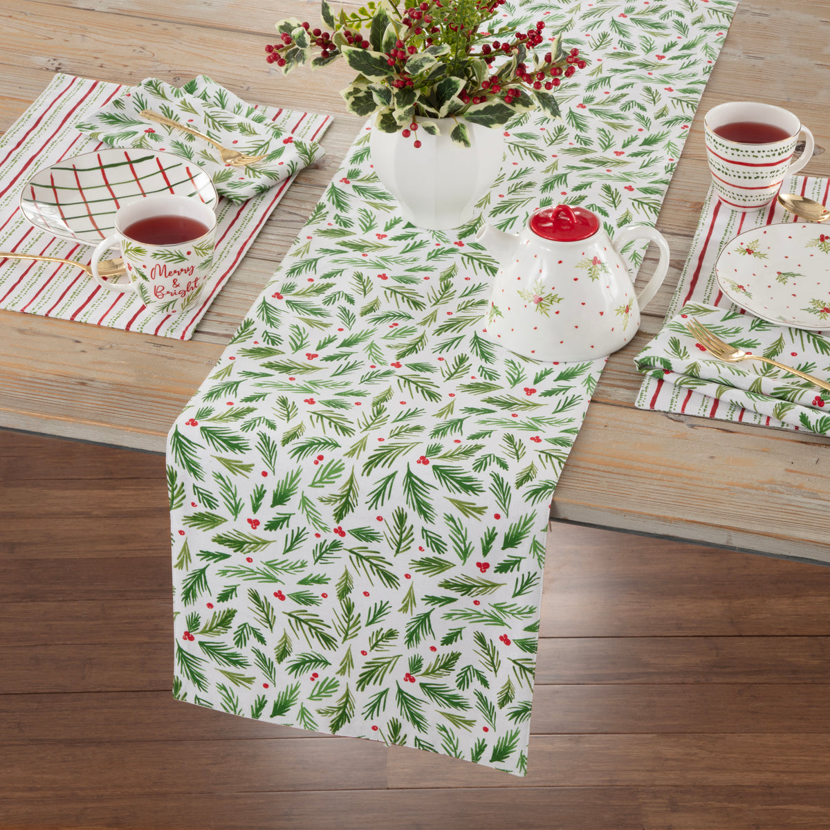 Bayberry Merry & Bright Reversible Table Runner – Lenox Corporation