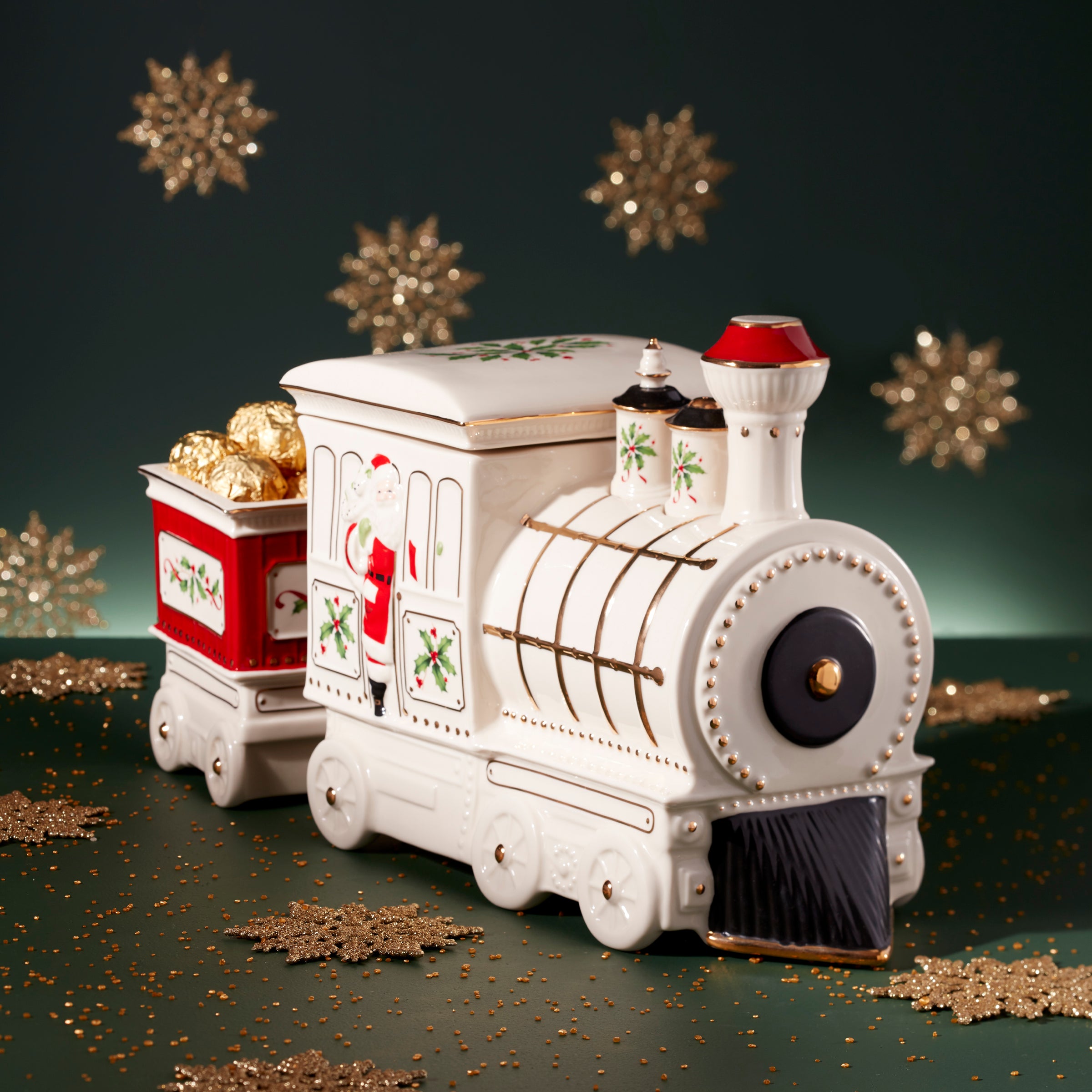 Holiday Train 5-Piece Serving Set