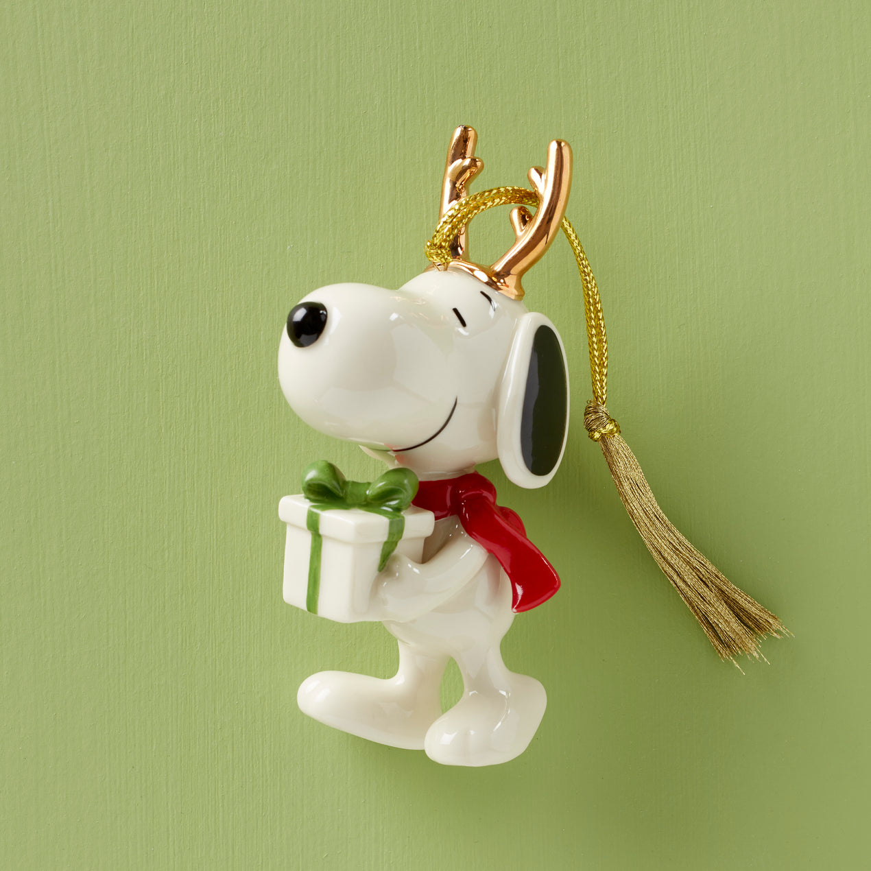 Snoopy With Gift Ornament – Lenox Corporation