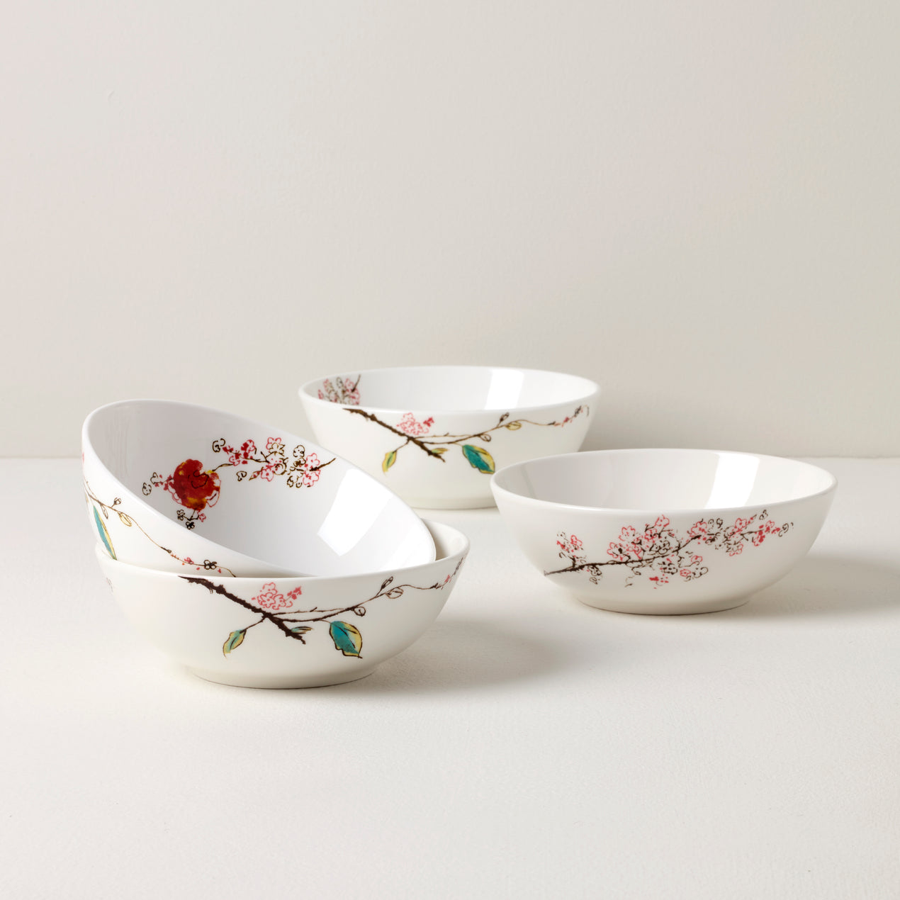 Set of 4 soup bowls top