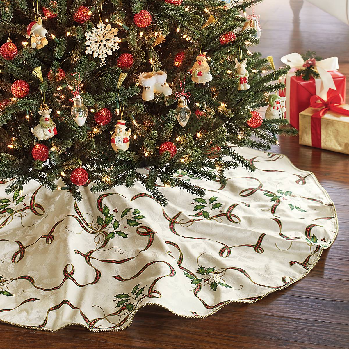 Holiday Nouveau Tree Skirt – Lenox Corporation