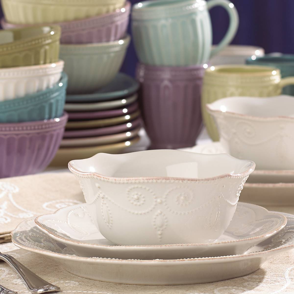 French Perle 4-Piece Place Setting – Lenox Corporation
