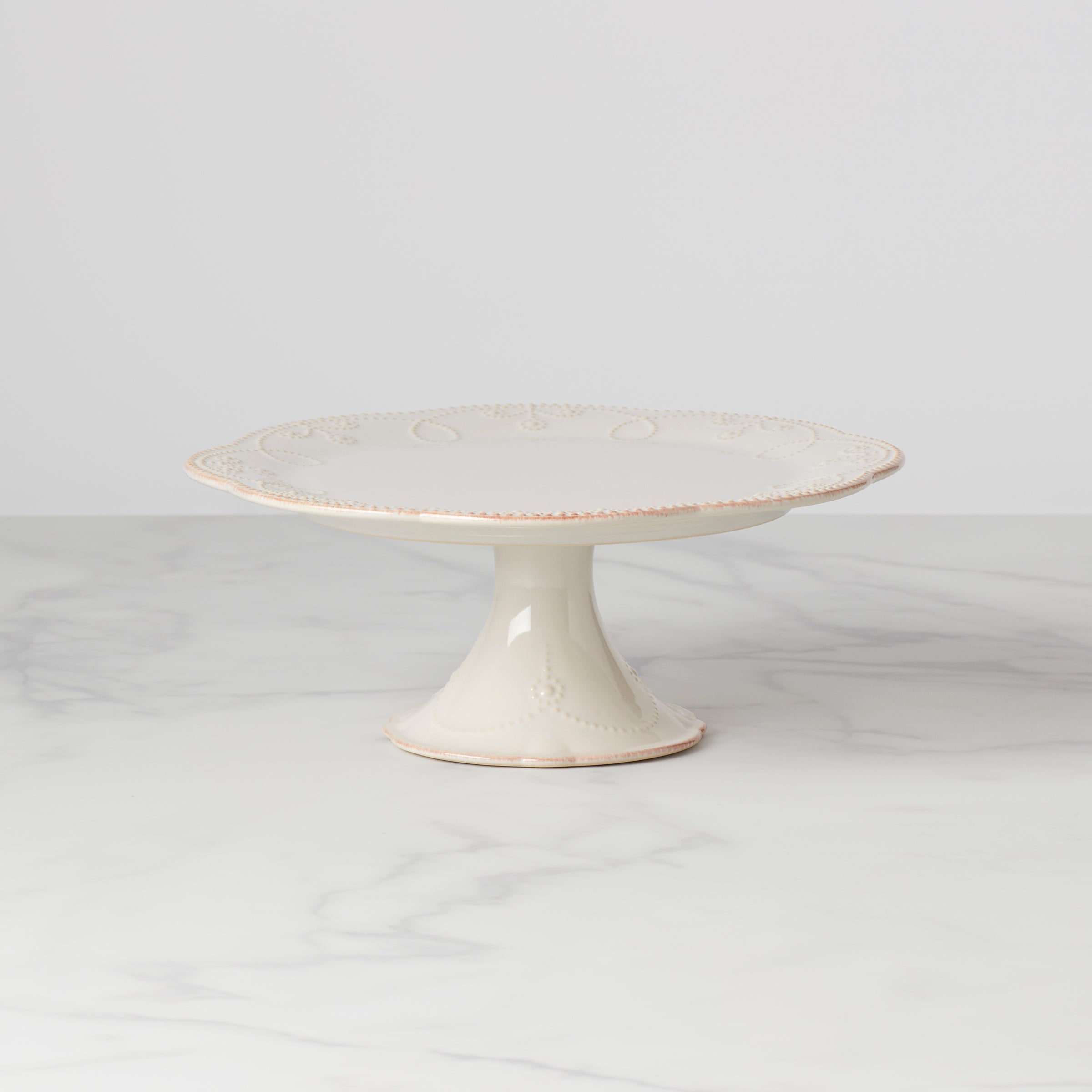 French Perle ™ Pedestal Cake Plate