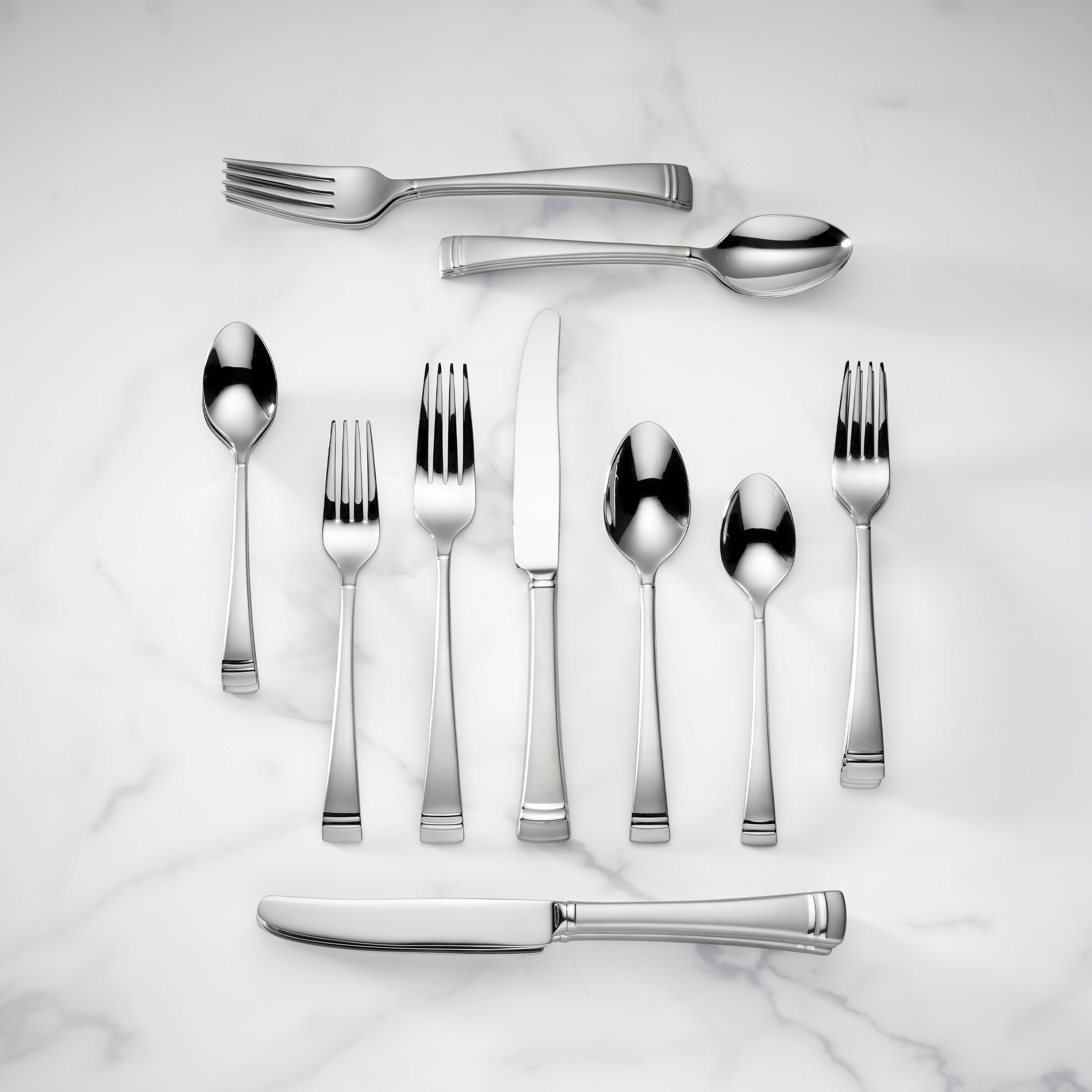 Federal Platinum Frosted 20-piece Flatware Set