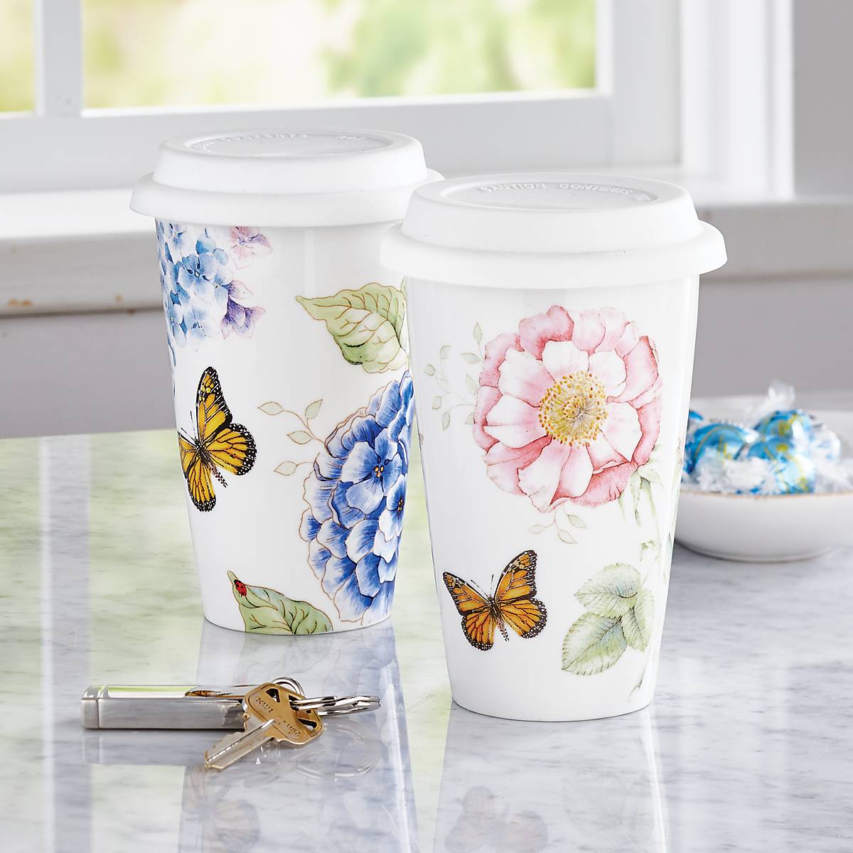 Insulated Travel Mugs with Lids