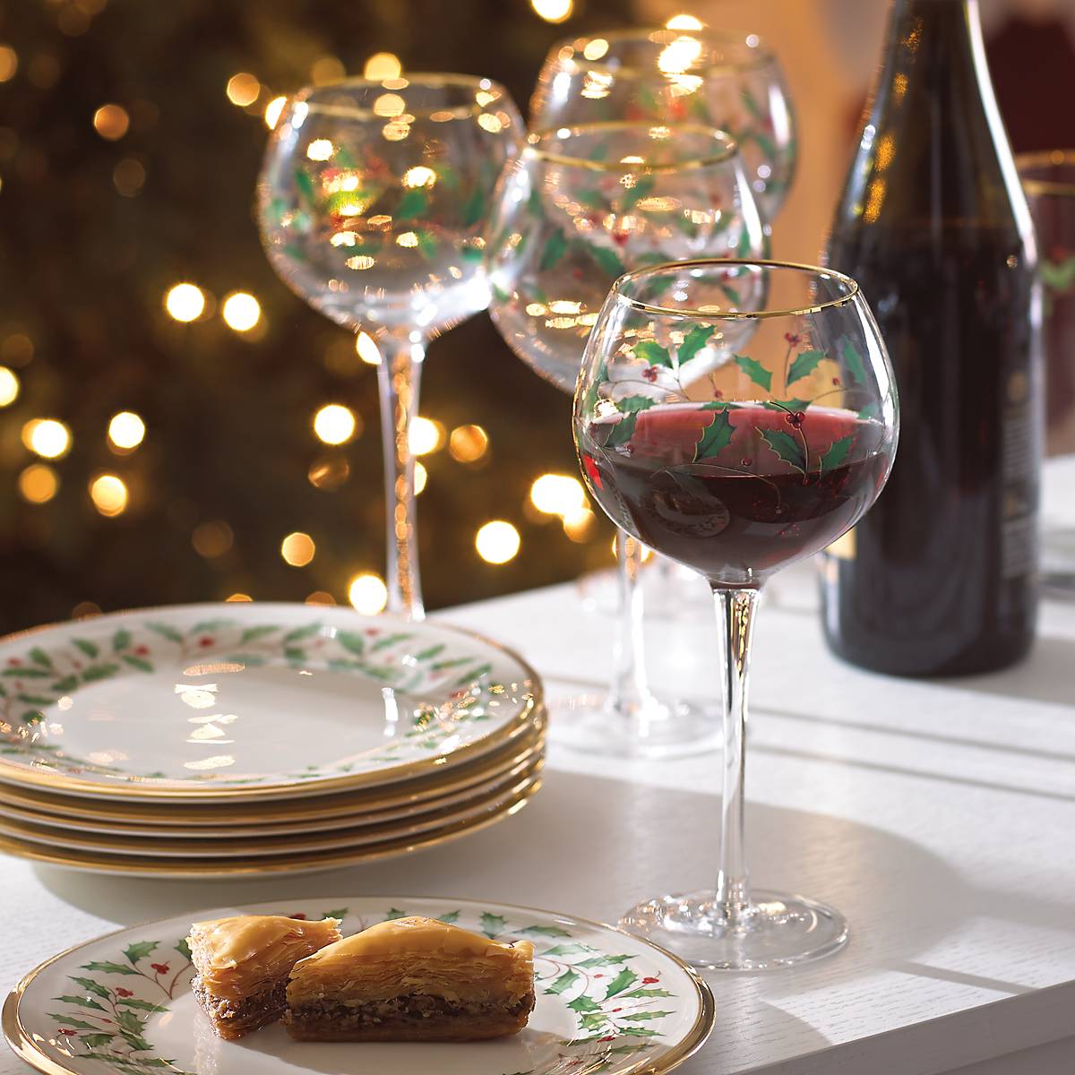 Lenox 856101 Holiday 4-Piece Wine Glass Set: Highball