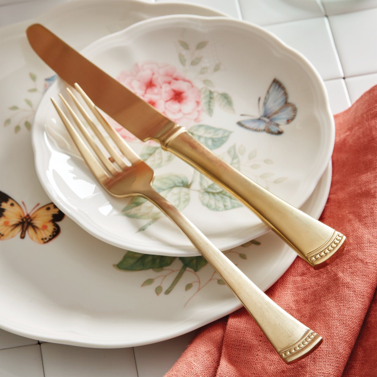 Set of 2 Galaxy Rose Gold Knife and Server Set