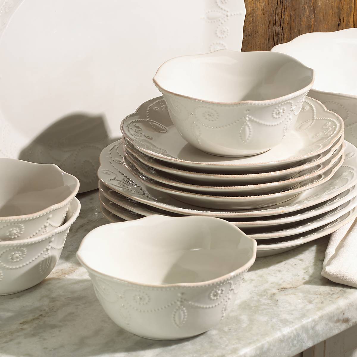 20 Stoneware plate ideas  ceramic plates, stoneware, tableware