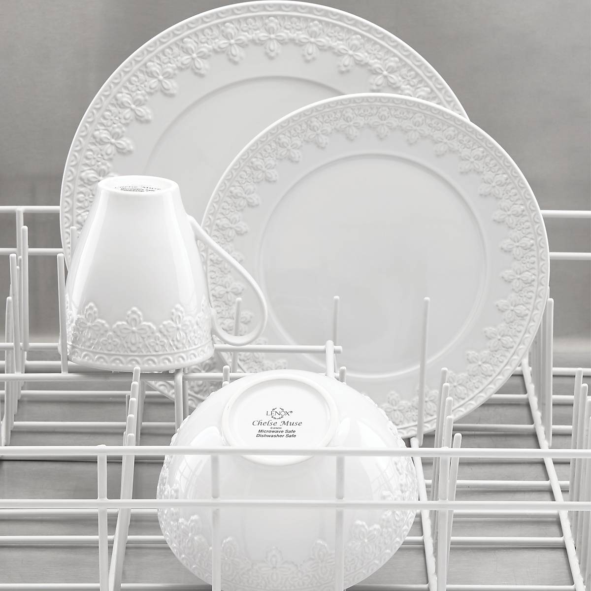 Chelse Muse Fleur 12-piece Dinnerware Set