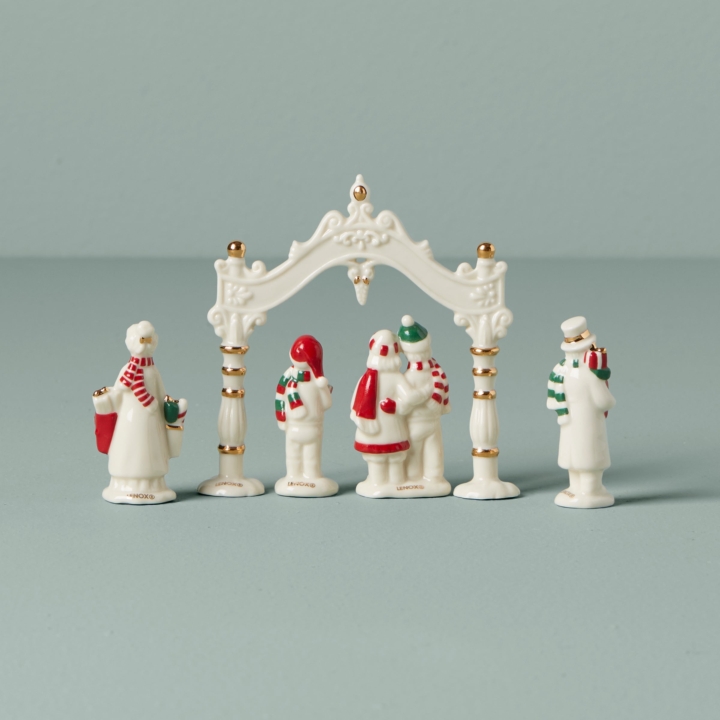 Mistletoe Park 5-Piece Figurine Set