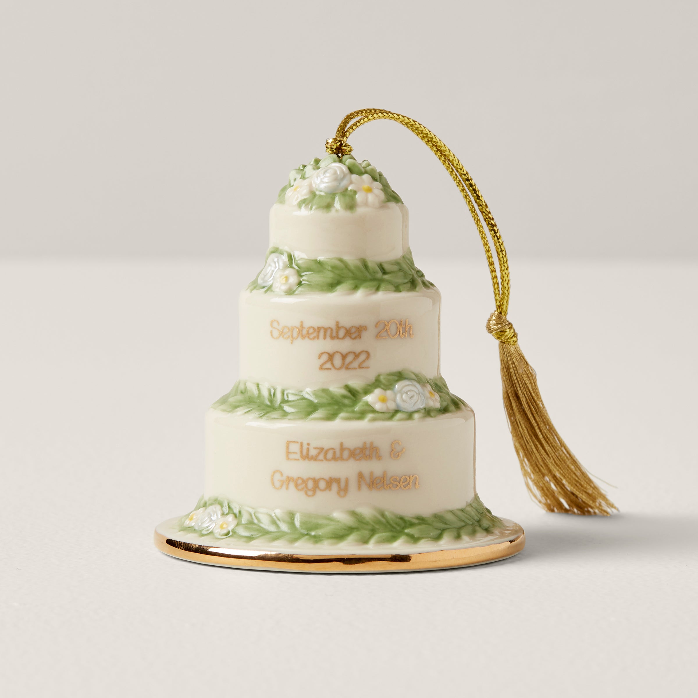 Lenox Wedding Promises First Dance Cake Topper for Sale in Hemet, CA -  OfferUp