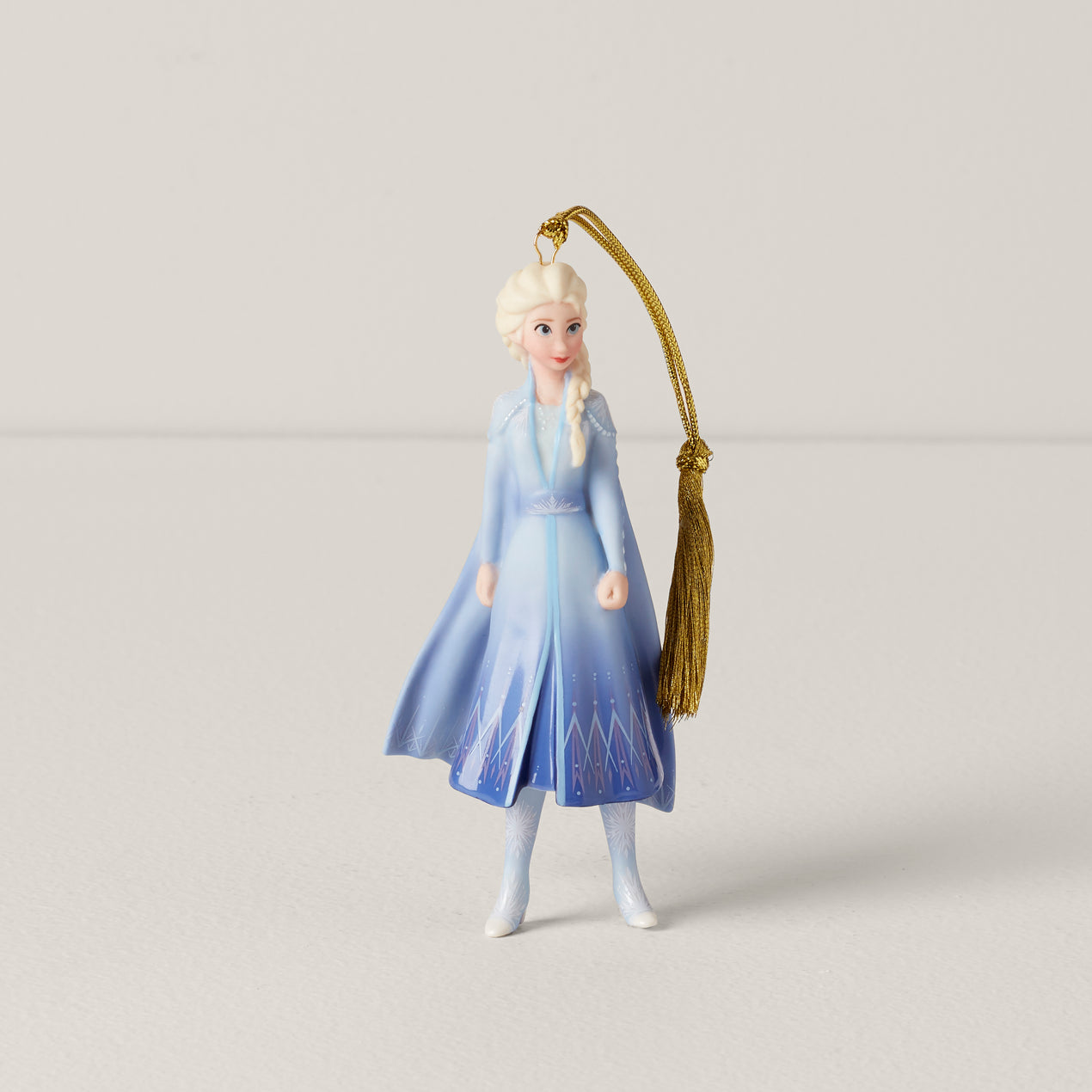 Elsa winter outlet costume