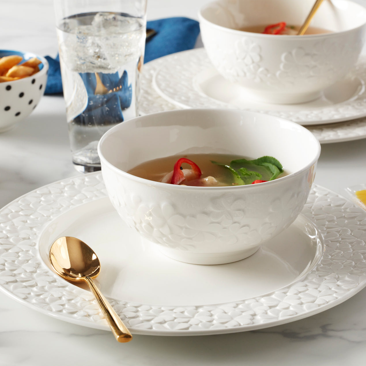 16-Piece Dinnerware Set