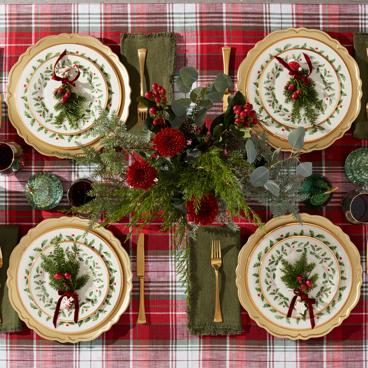 Holiday 12-Piece Plate & Bowl Set – Lenox Corporation