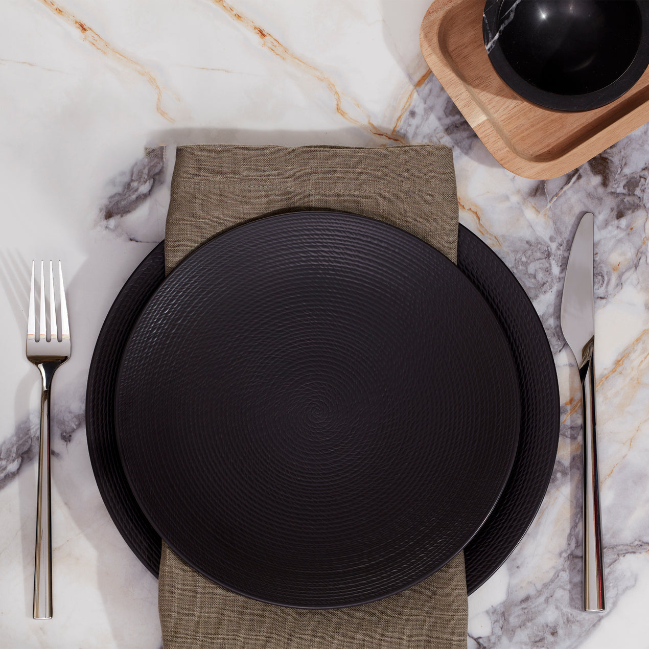 LX Collective Black 12-Piece Dinnerware Set – Lenox Corporation